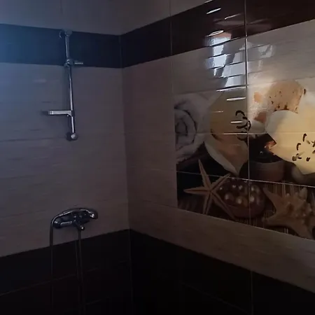 запряновата къща