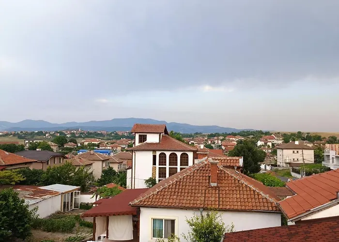 בית הארחה запряновата къща Kŭrdzhali